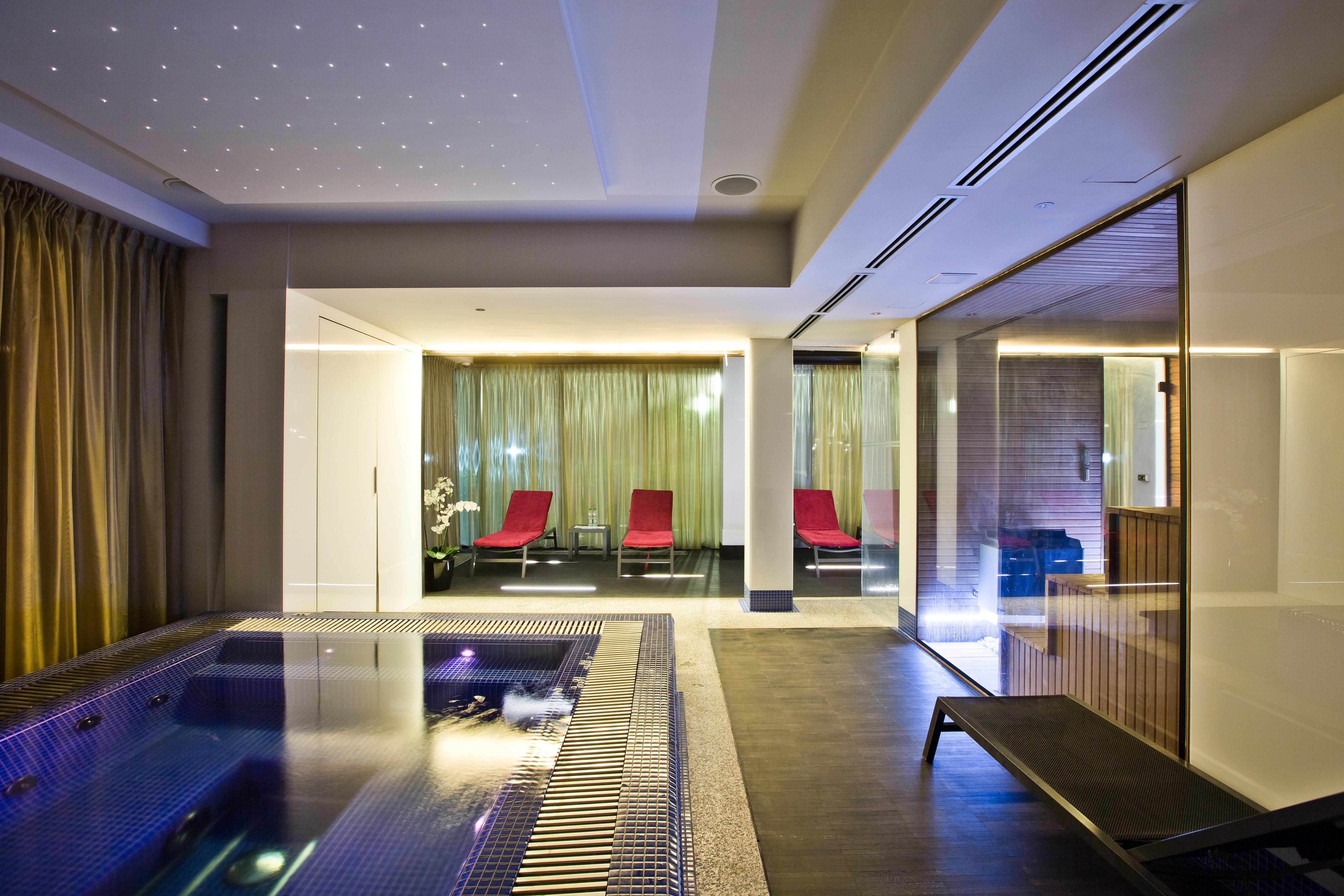 호텔 플래티넘 팰리스 브로츠와프 외부 사진 The spa at The Dorchester